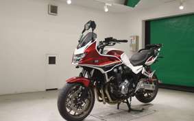 HONDA CB1300SB SUPER BOLDOR 2018 SC54