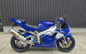 YAMAHA YZF-R1 2001 RN04