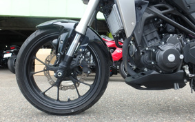 HONDA CB250R MC52