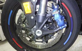 BMW M1000R 2023