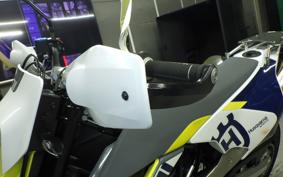 HUSQVARNA 701SM 2022