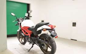 HONDA VTR 250 Gen. 2