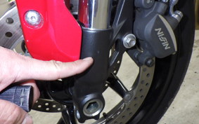 TRIUMPH TRIDENT 660 2025