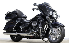 HARLEY FLHTCUSE CVO 2013 PR8