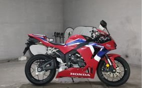 HONDA CBR600RR PC40
