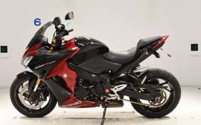 SUZUKI GSX-S1000F 2015