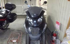 PIAGGIO MP3 250