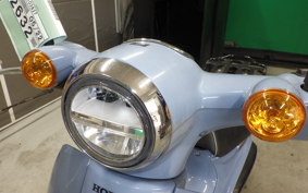 HONDA C110 SUPER CUB 1992 JA44
