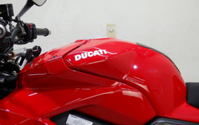 DUCATI STREET FIGHTER V4S 2020 FA00
