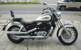 HONDA SHADOW AMERICAN CLASSICED 1995 SC32