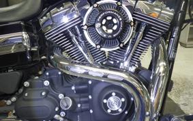 HARLEY FXDWG 1580 2015