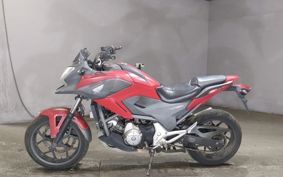 HONDA NC 700 X RC63