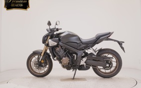 HONDA CB650R E-Clutch 2026 RH17