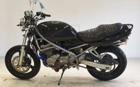 SUZUKI BANDIT 250 GJ77A