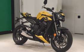 TRIUMPH STREET TRIPLE RS 2024