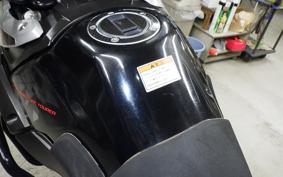 SUZUKI Vｽﾄﾛｰﾑ250A 2025