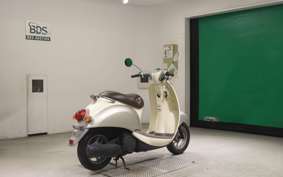 HONDA CREA SCOOPY