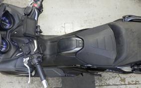 YAMAHA T-MAX 560 T 2020 SJ19J