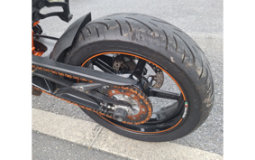 KTM 690 DUKE R 2010 LDU40