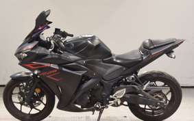 YAMAHA YZF-R25 A 2000 RG10J