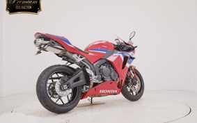 HONDA CBR600RR 2025