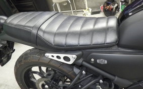 YAMAHA XSR155 1998