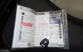 HONDA CB750 HORNET 2025 RH24