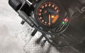 HARLEY XL883N 2014 LE2