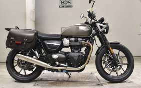 TRIUMPH STREET TWIN 2020