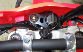 HONDA CRF125F