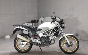 HONDA VTR 250 MC33