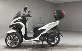 YAMAHA TRICITY 125 SE82J