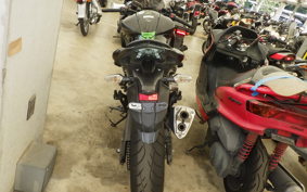 KAWASAKI Z800 2016