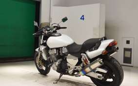 HONDA X4 LD 2000