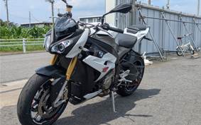 BMW S1000R 2015 0D02