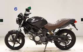HONDA VTR 250 2022 MC33