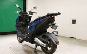 KYMCO KRV180TCS 2015