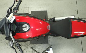 DUCATI DIAVEL 2011