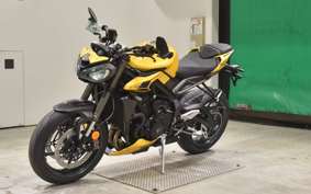 TRIUMPH STREET TRIPLE RS 2026