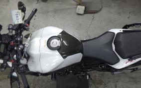 YAMAHA FZ1 FAZER 2013