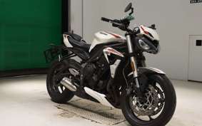 TRIUMPH STREET TRIPLE S 2021