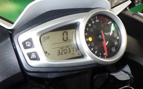 TRIUMPH TIGER 1050 2013