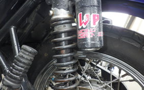 TRIUMPH BONNEVILLE T100 2003
