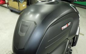 TRIUMPH TRIDENT 660 2021