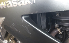 KAWASAKI ZZ1400 NINJA R 2006 ZXT40A