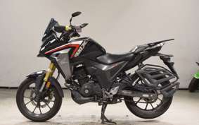 HONDA CB200X 2021
