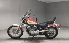 YAMAHA VIRAGO 250 3DM