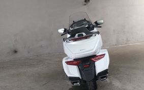 HONDA GL1800 TOUR DCT SC79