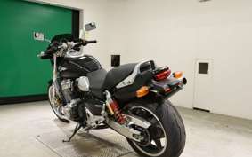 HONDA X4 LD 2002 SC38