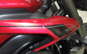 TRIUMPH STREET TRIPLE RS 2023